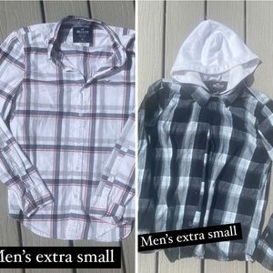 Bundle of 2 Hollister Men’s Size Small ButtonDown Shirts; both cotton/ 1 flannel
